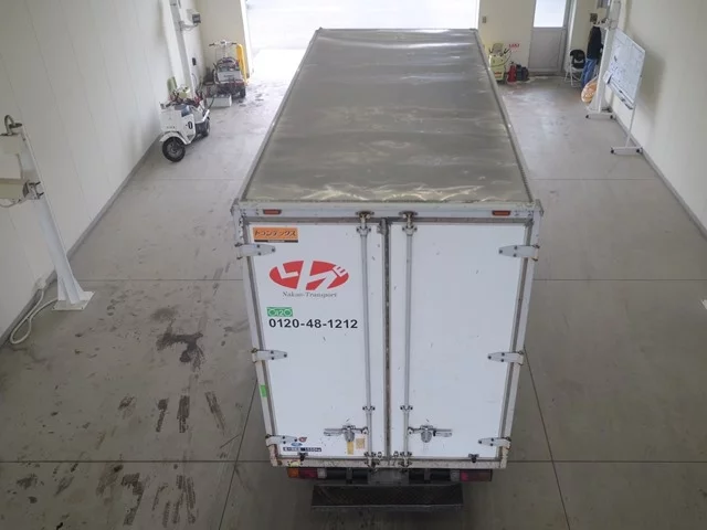 Hino Dutro  с аукциона в Японии