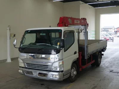 MITSUBISHI CANTER