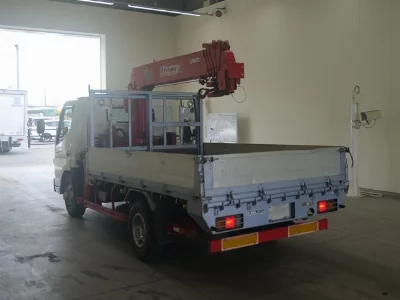 MITSUBISHI CANTER
