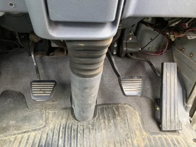 MITSUBISHI CANTER