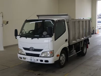 TOYOTA DYNA