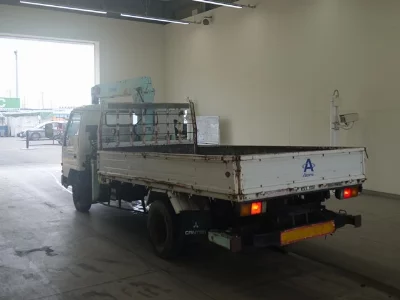 MITSUBISHI CANTER