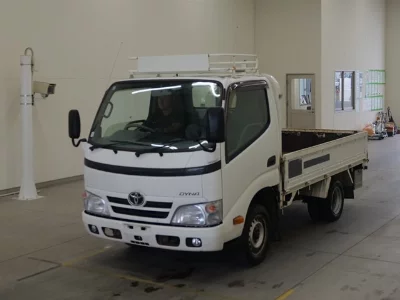 TOYOTA DYNA