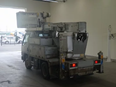 MITSUBISHI CANTER