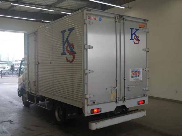 Hino Dutro  с аукциона в Японии