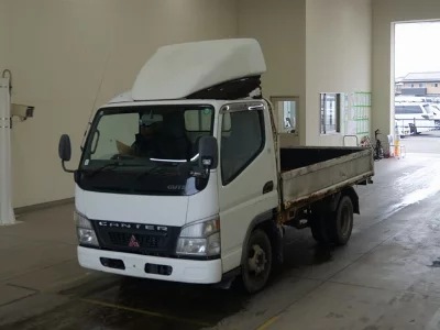 Mitsubishi Fuso Canter