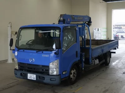 Mazda Titan