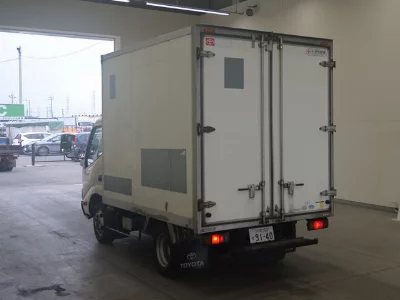 TOYOTA DYNA