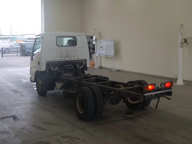 Isuzu Elf  с аукциона в Японии