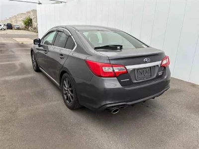 SUBARU LEGACY B4