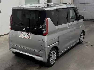 MITSUBISHI EK SPACE