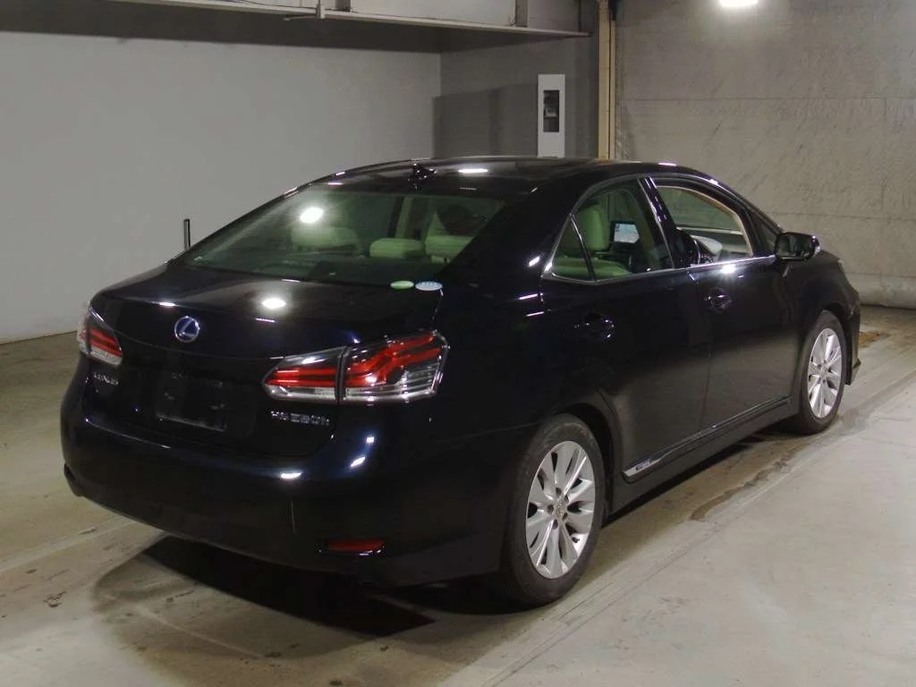 Lexus HS250h  с аукциона в Японии