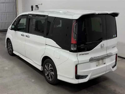 HONDA STEPWGN SPADA