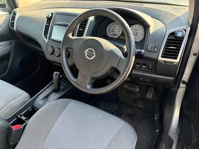 Nissan Wingroad  с аукциона в Японии