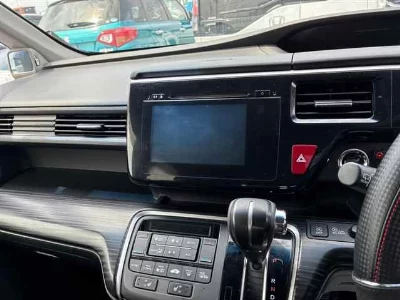HONDA STEPWGN SPADA