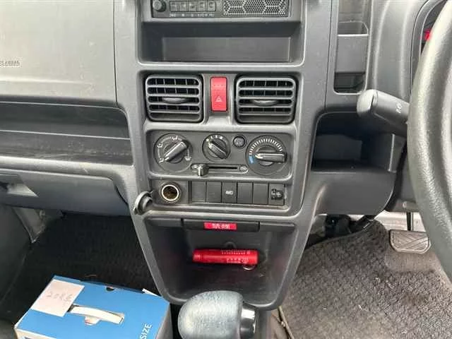 Nissan NT100 Clipper  с аукциона в Японии