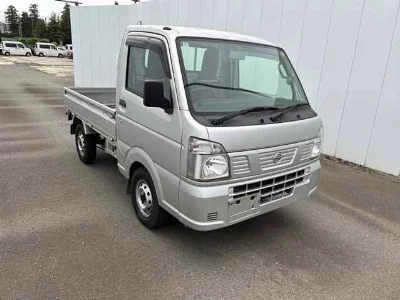 NISSAN NT100 CLIPPER