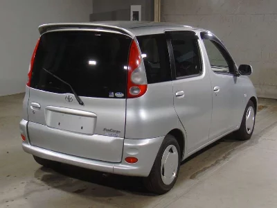 TOYOTA FUN CARGO