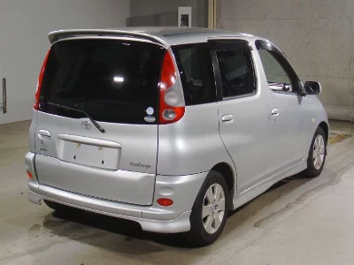 TOYOTA FUN CARGO