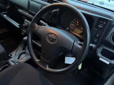 Toyota SUCCEED VAN