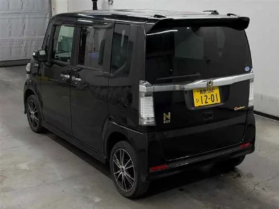 HONDA N BOX CUSTOM
