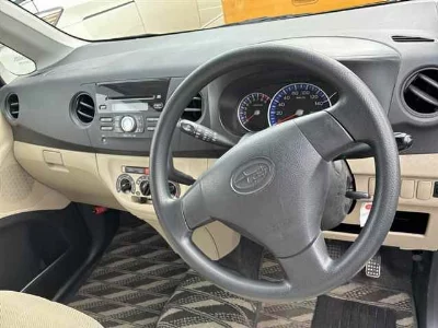 SUBARU LUCRA