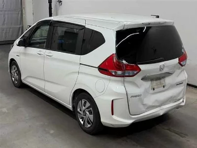 HONDA FREED HYBRID