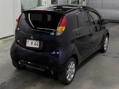 MITSUBISHI I