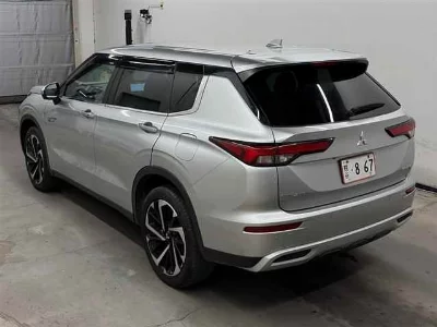 MITSUBISHI OUTLANDER PHEV