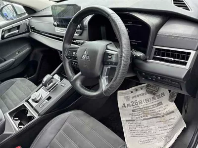 MITSUBISHI OUTLANDER PHEV