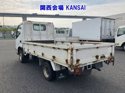 TOYOTA DYNA