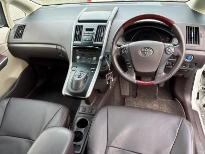 TOYOTA SAI