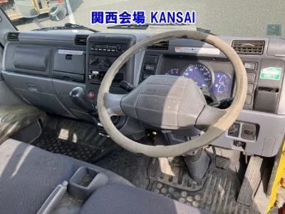 MITSUBISHI CANTER
