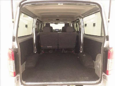 NISSAN NV350 CARAVAN