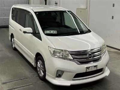 NISSAN SERENA