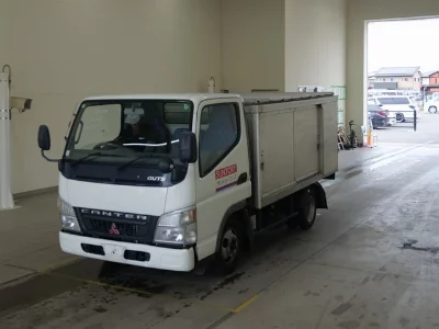 Mitsubishi Fuso Canter