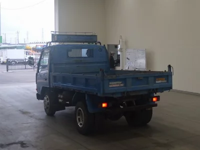 MITSUBISHI CANTER