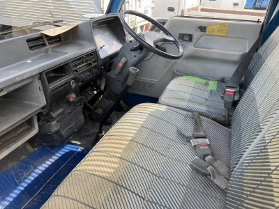 MITSUBISHI CANTER