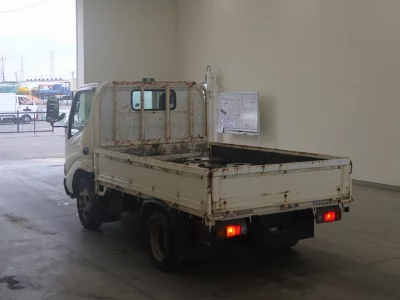 TOYOTA DYNA
