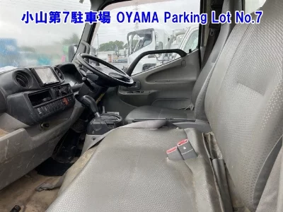 TOYOTA DYNA