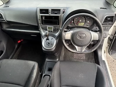TOYOTA RACTIS