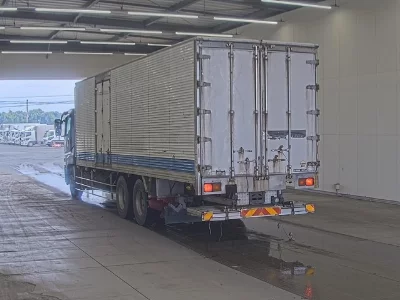 MITSUBISHI FUSO SUPER GREAT