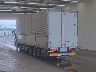 MITSUBISHI FUSO SUPER GREAT