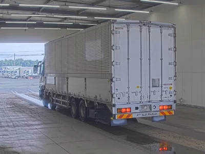 MITSUBISHI FUSO SUPER GREAT