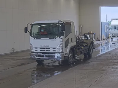 Isuzu Forward