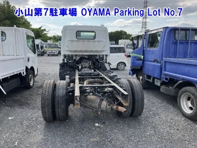 MITSUBISHI CANTER
