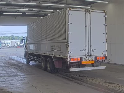 MITSUBISHI FUSO SUPER GREAT