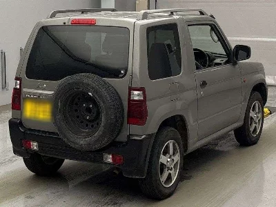 MITSUBISHI PAJERO MINI