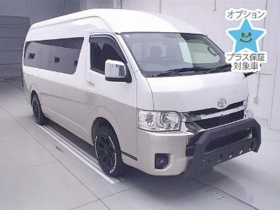 TOYOTA HIACE