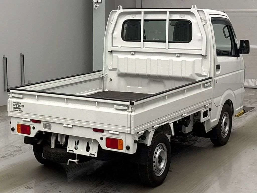 Nissan NT100 Clipper  с аукциона в Японии
